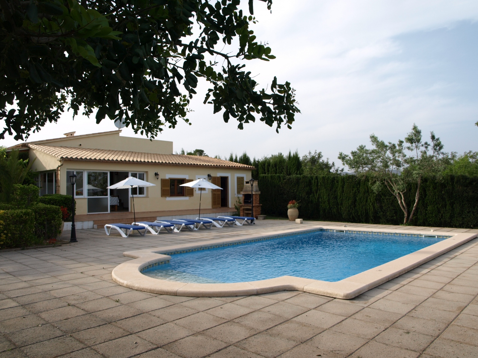 Swimmimg pool